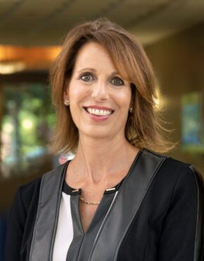 Janet Mercadante High Resolution Image